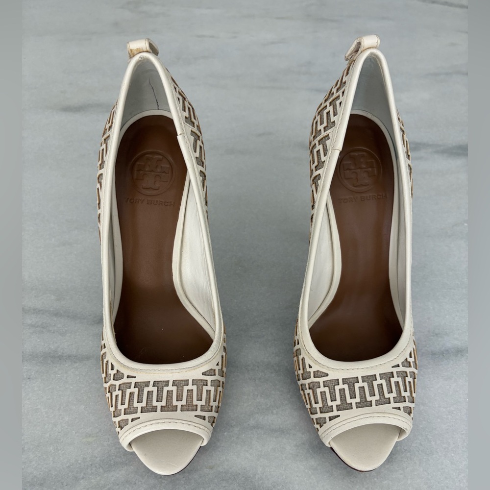 Beautiful Tory Burch pumps